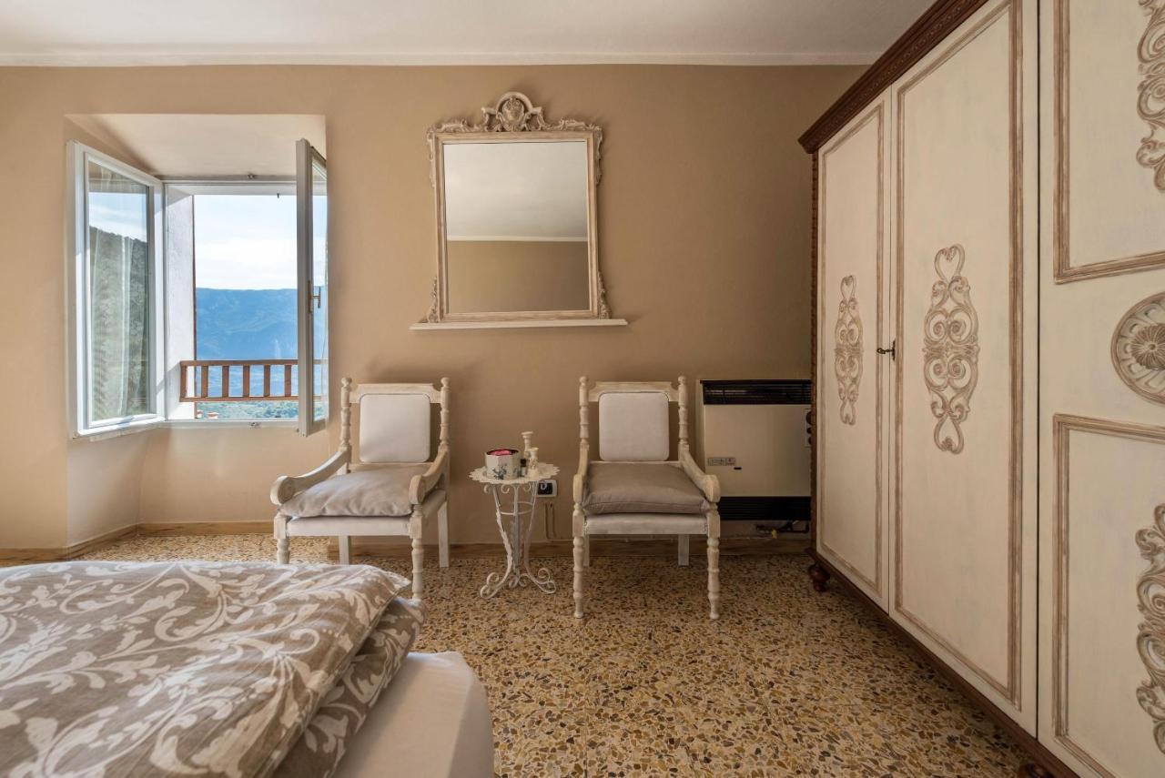 Casa Vacanze Voiandes Tremosine Luaran gambar